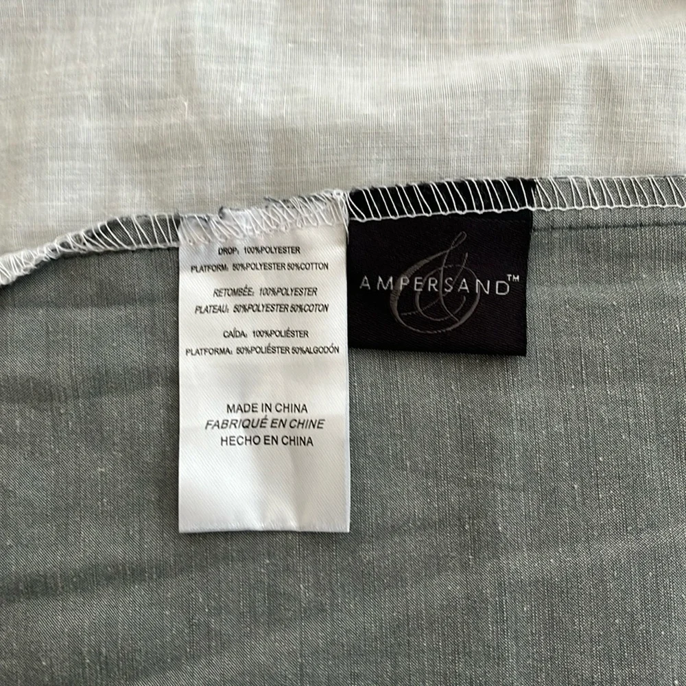 Queen bed skirt